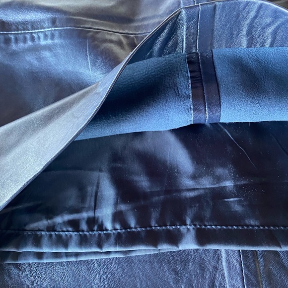 S.Oliver Leather skirt with stretch fabric sides | Dark Blue Size 8 - Picture 9 of 14